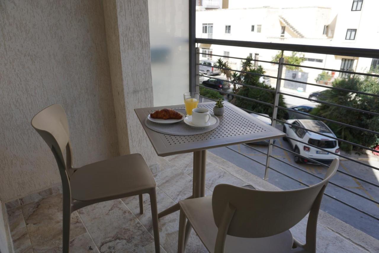 Korzo Suites Paceville San Ġiljan Extérieur photo